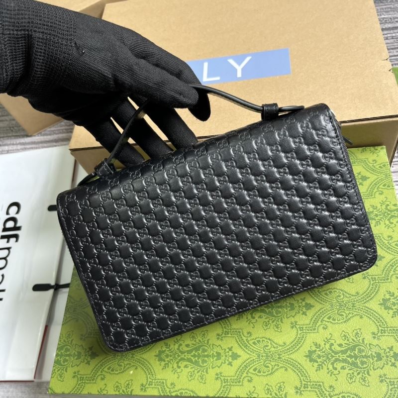 Gvc*1 purse